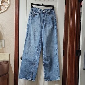 Universal Thread Hi-Rise Wide Leg Jeans